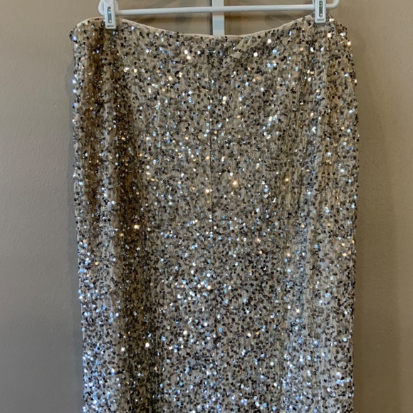 NWT Old Navy Luxe Sequin Maxi Skirt from Holiday Collection - Picture 10 of 13